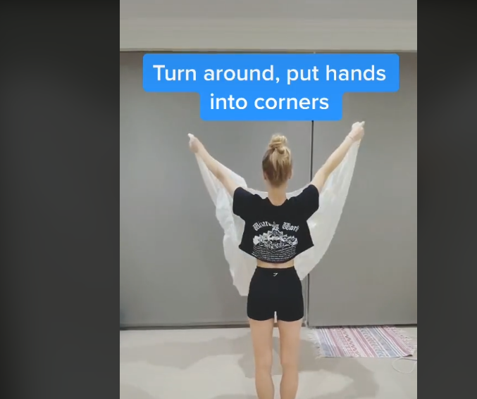 Video postao hit: Super ideja za slaganje plahte s gumicom