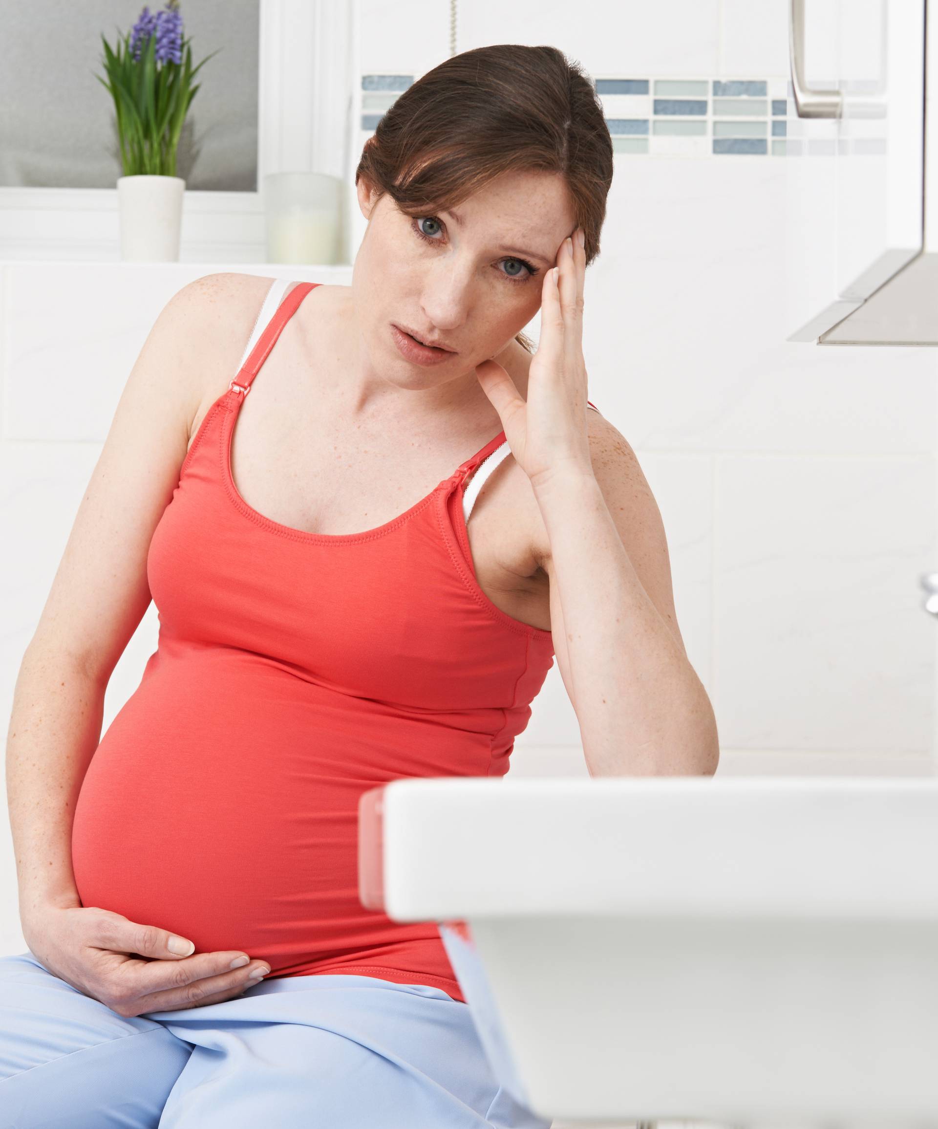 Česta kemikalija iz okoliša može biti opasna za trudnice