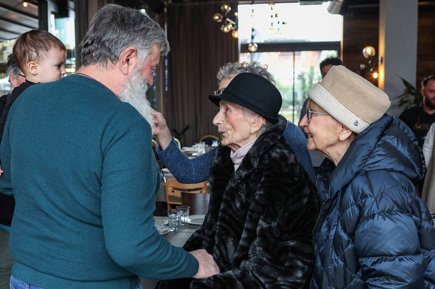 24SATA Proslava 107. rođendana Ivke Brčić, najstarije Zagrepčanke