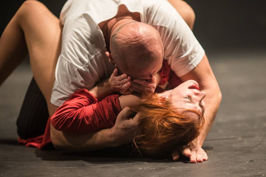 Woyzeck zbog ljubomore ubija ljubavnicu: Idu li bogati u rat?