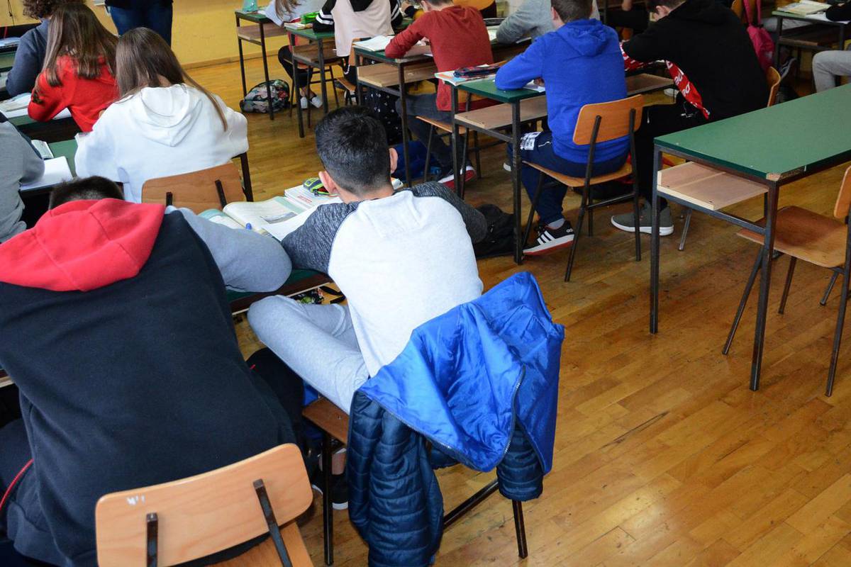 Gradski ured za obrazovanje u Zagrebu: Školarci se od ponedjeljka vraćaju u klupe