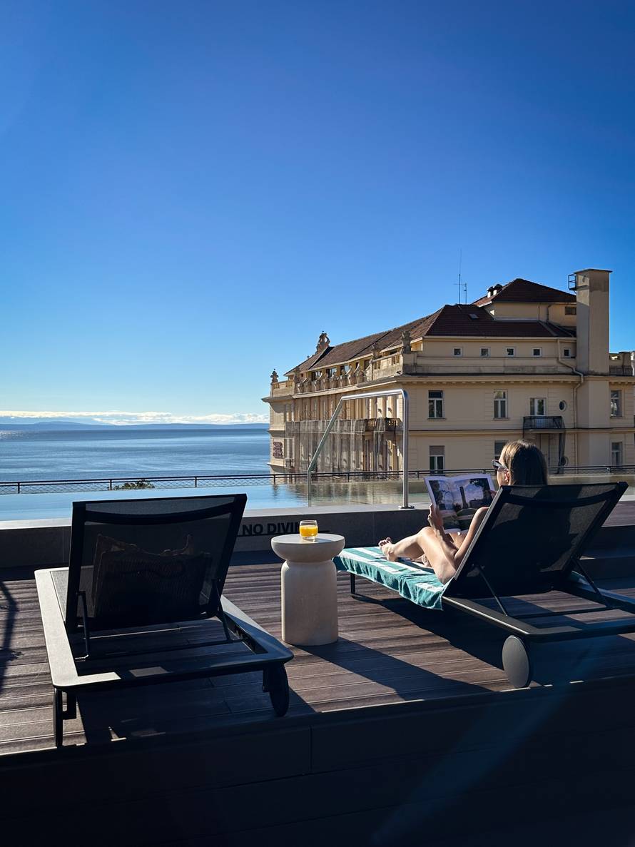 Hotel Keight otvara ljetnu sezonu uz ekskluzivnu novost: Á La Carte ponudu na Rooftopu!