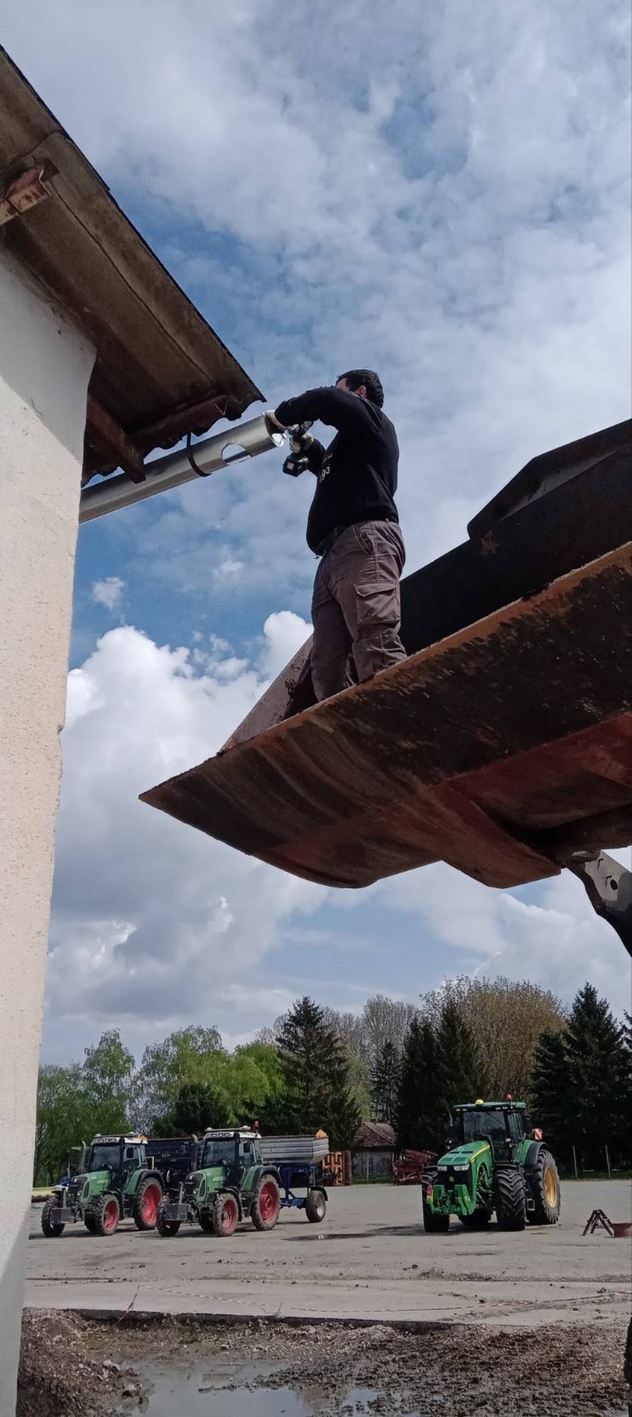 Limarija Imate vlagu u kući, a krivite zidove? Možda je problem gore, na krovu