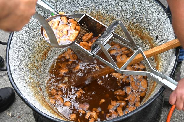 Grubišno Polje: Druga Čvarkijada privukla je veliki broj posjetitelja