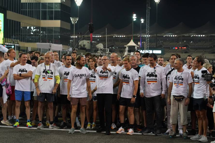 'Axlu Roseu sam sredio da maše ciljnom zastavom, Max je čudo, ali najveće šanse dajem Norrisu'