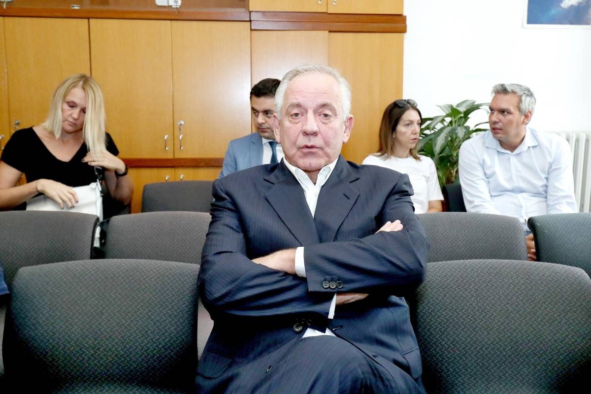 USKOK: Kazna za Sanadera, koji je poziciju premijera iskoristio za korupciju, je preblaga