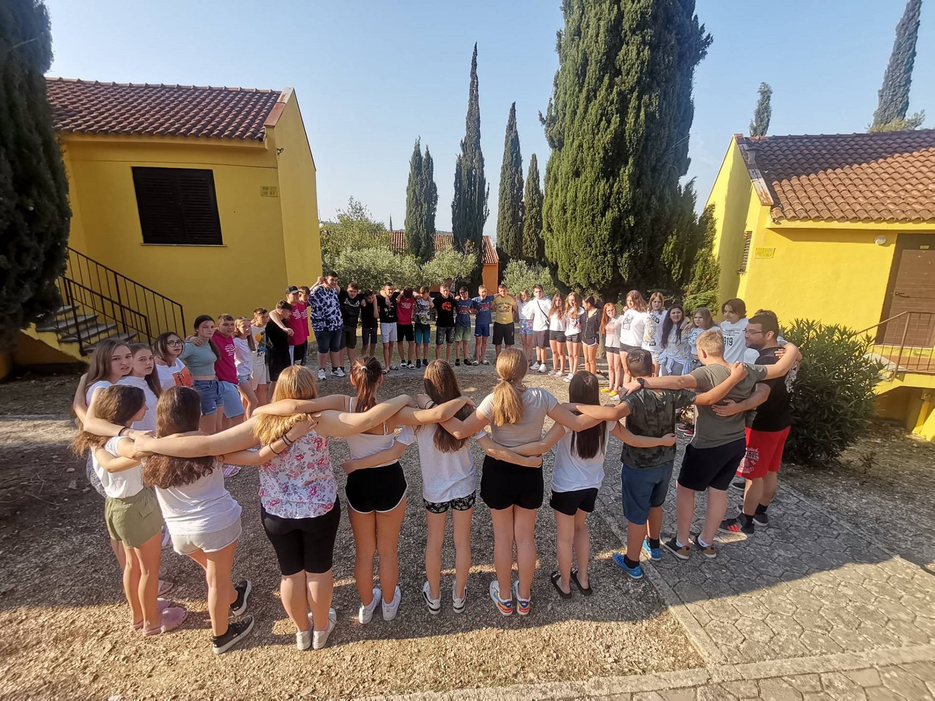 Roditelji, ovo trebate znati o školskim putovanjima vaše djece