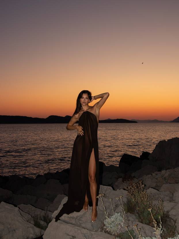 FOTO Hrvatska Miss Universe svugdje privlači poglede, a srce je dala hrvatskom košarkašu