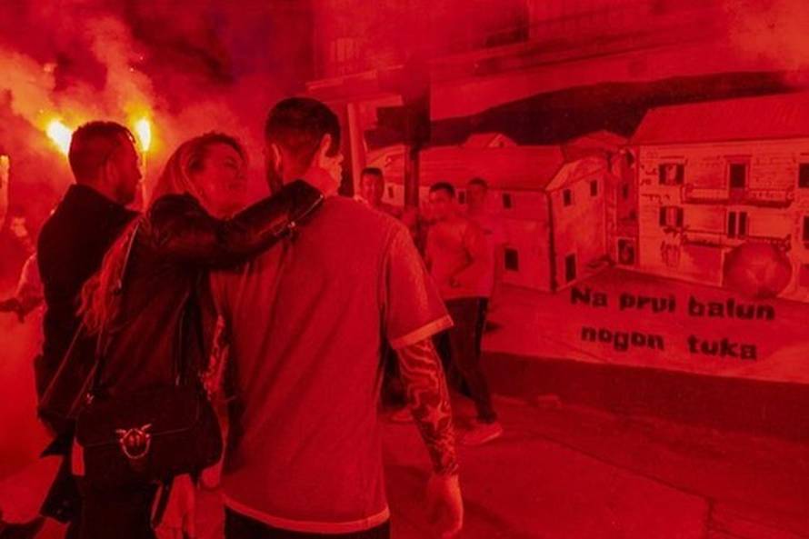 WAGS-ice s domaćih terena: Igrače s tribina bodre bivše misice i ljubavi iz srednjih škola