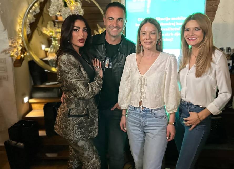 Damin gambit: Annie Šukunda bila na humanitarnom turniru u šahu, igrala je s Pervanom...