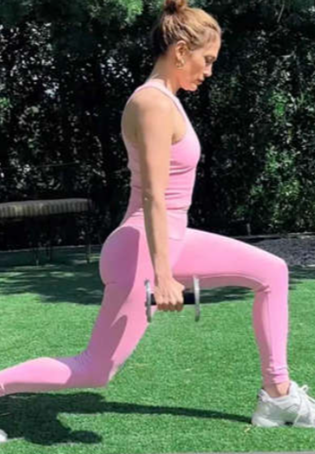 FOTO Jennifer Lopez (56) ima tijelo kao da joj je 25 godina - ovo je tajna njezine fit linije
