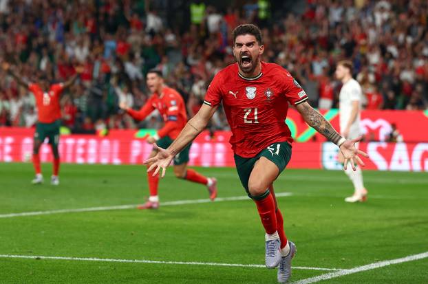 FIFA World Cup - UEFA Qualifiers - Group F - Portugal v Republic of Ireland