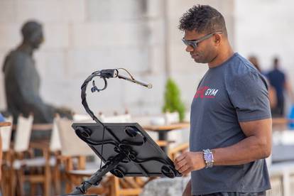 Kakva reklama! UFC zvijezda Overeem u šetnji Dubrovnikom