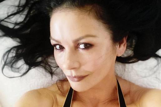 FOTO Catherine Zeta Jones je otkrila tajnu vitke figure: Evo &scaron;to jede i kako se mijenjala