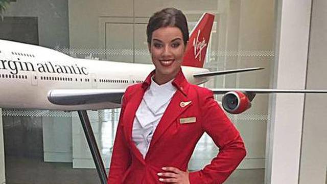 Stjuardesa je na Fejsu objavila status o Riti Ori i dobila otkaz
