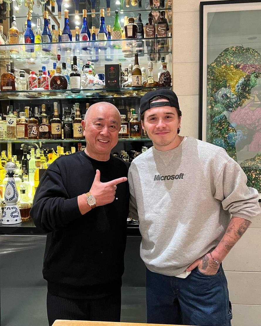 Beckhamov sin izjavio da je kuhanjem zaradio za luksuzni auto i izazvao lavinu reakcija