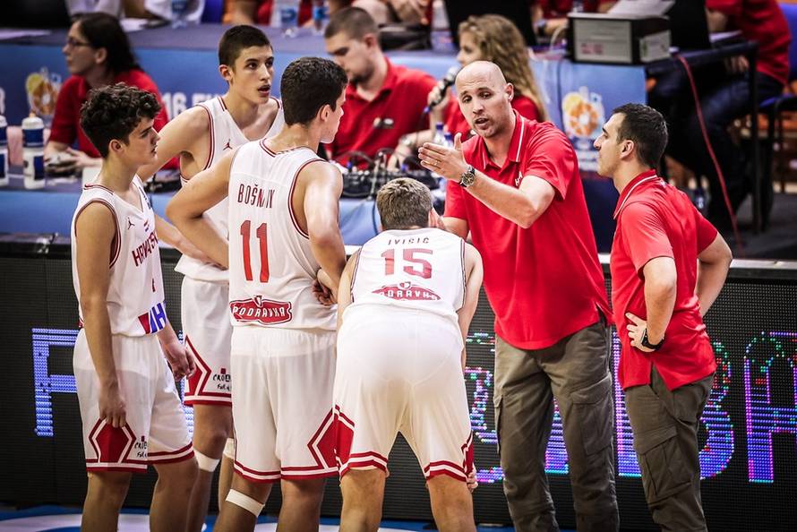 Nizozemci samljeli hrvatske košarkaše u prvim minutama