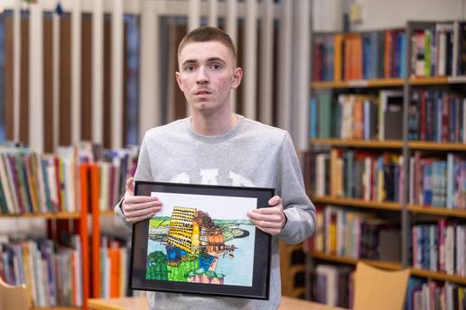 Jakov (16) ne govori, ali je ostvario svoj san: Ima svoju prvu samostalnu izložbu slika
