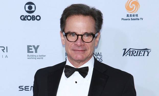 Peter Scolari Dies: Emmy-Winning ‘Bosom Buddies’, ‘Newhart’, ‘Girls’ Actor Was 66 **FILE PHOTOS**