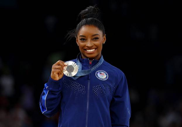 Artistic Gymnastics - Women's Floor Exercise Victory Ceremony