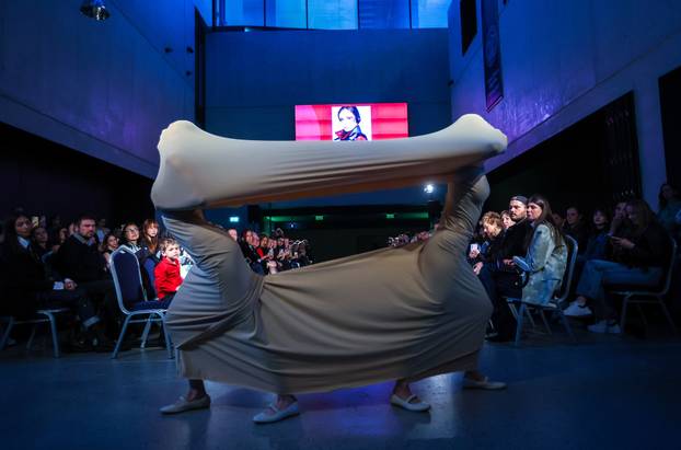 DIPMOD_10 - modna revija diplomskih kolekcija studenata Sveučilišta u Zagrebu Tekstilno-tehnološkog fakulteta