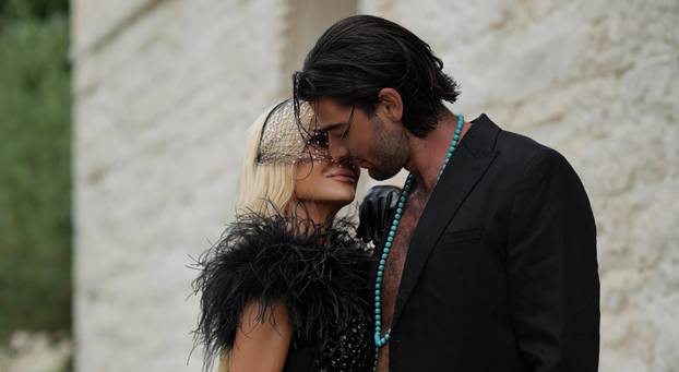 FOTO Ovako je sve počelo: Maja i Šime u spotu razmjenjivali nježnosti, očito nisu glumili