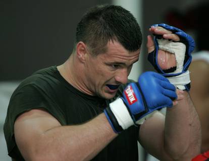 FOTO Legendarni Cro Cop slavi jubilarni 50. rođendan!  Sjetite se njegove slavne karijere...