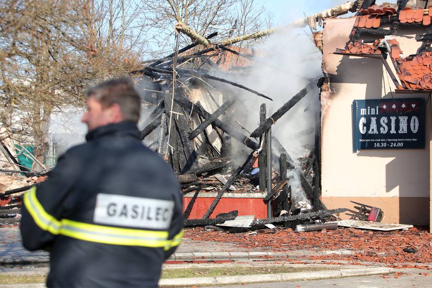 Vatrogasci iz Čateža: Kolege iz Krškog pozvane su zbog klora
