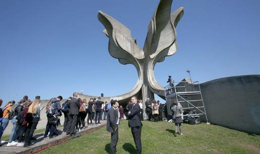 U Jasenovac dolaze državni vrh te predstavnici žrtava...