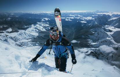 VIDEO Čudesan podvig poljskog skijaša: Osvojio Mount Everest bez dodatnog kisika pa odskijao