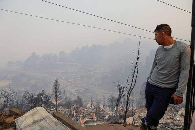 Wildfire burns in Chile