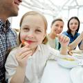 Ljudi saznali da Šveđani djecu u gostima neće ponuditi hranom, i svi su 'pali na dupe' od šoka