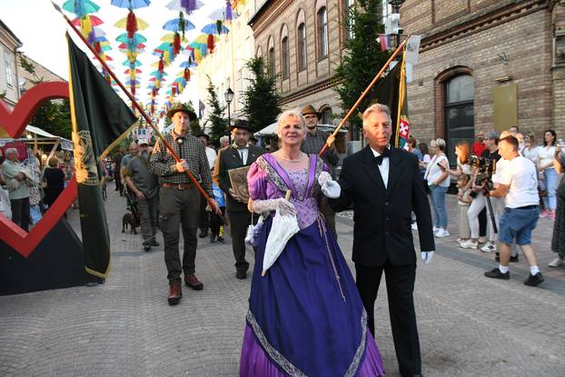 Bjelovar: U carskoj povorci sudjelovalo više od 600 sudionika