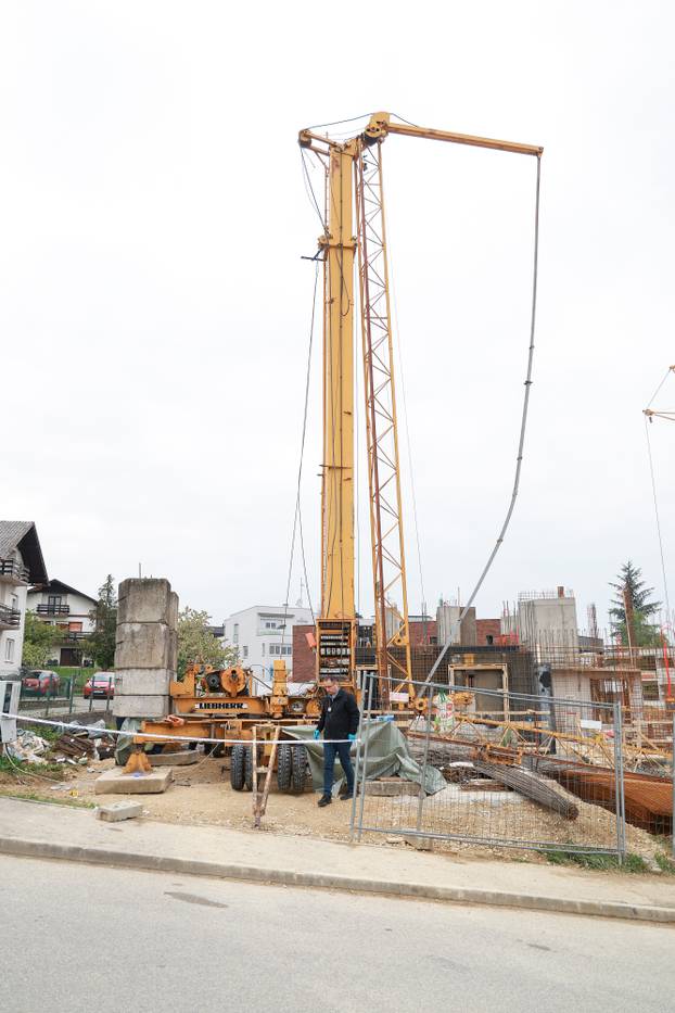 Samobor: Kran usmrtio radnika na gradilištu