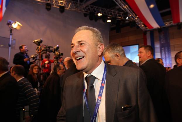 ARHIVA - Prije to?no 10 godina Kolinda Grabar-Kitarovi? pobijedila je u drugom krugu predsjedni?kih izbora