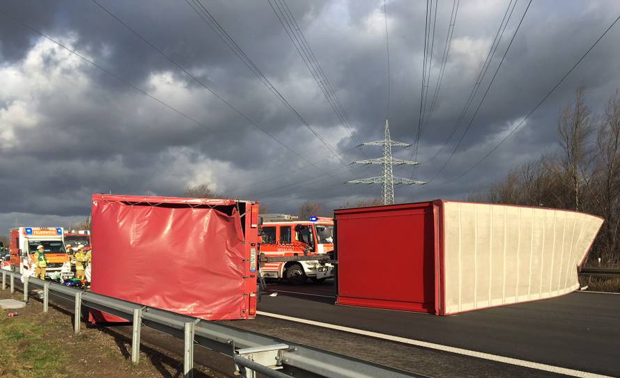 Storm "Friederike" descends on Germany