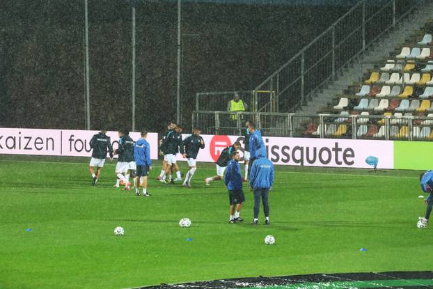 Zagrijavanje nogometaša Rijeke i Sparte Prag uoči početka susreta 2. kola Konferencijske lige