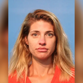 Profesorica u Teksasu pozivala u&ccaron;enike doma: 'Krevet joj je bio prekriven golim fotografijama'