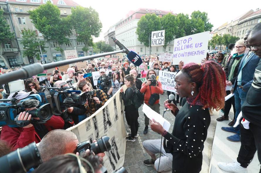 Zagreb: Prosvjedna inicijativa protiv policijskog nasilja i rasizma na Trgu žrtava fašizma