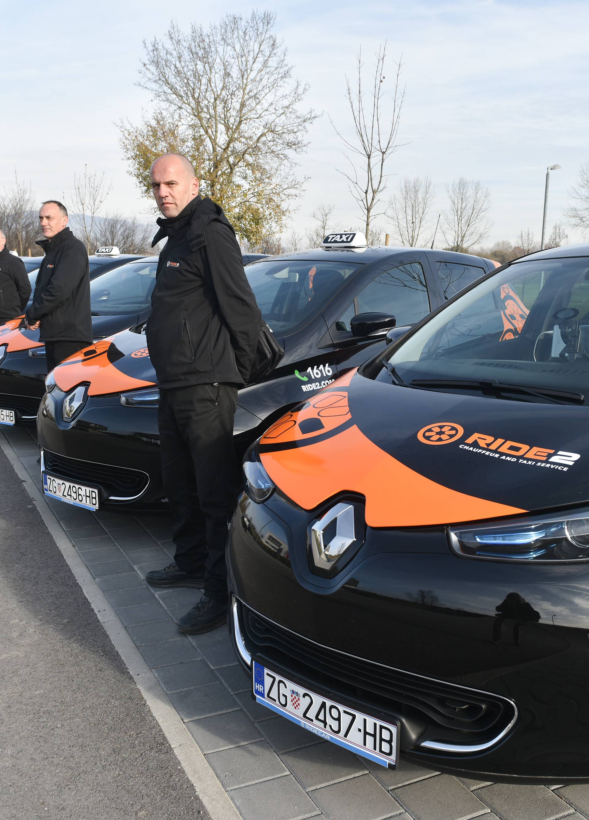 Zagreb: Najavljena nova taksi usluga, RIDE2 chauffeur & taxi servis