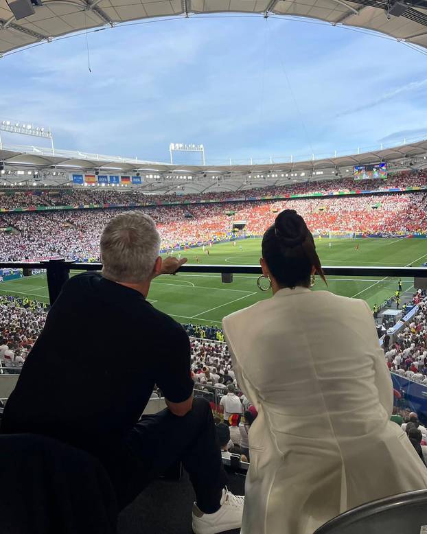 FOTO Schweinsteiger je flertao s njom u emisiji. Omiljeno je TV lice i već je bila s nogometašem