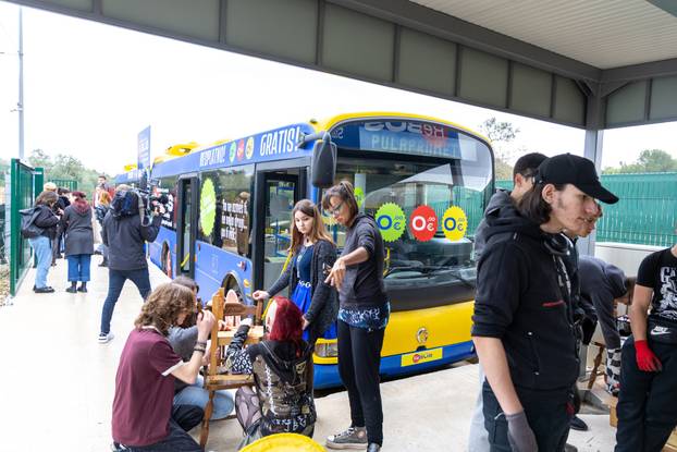 Pula: Otvoren ReBus - prostor za odlaganje korisnih predmeta