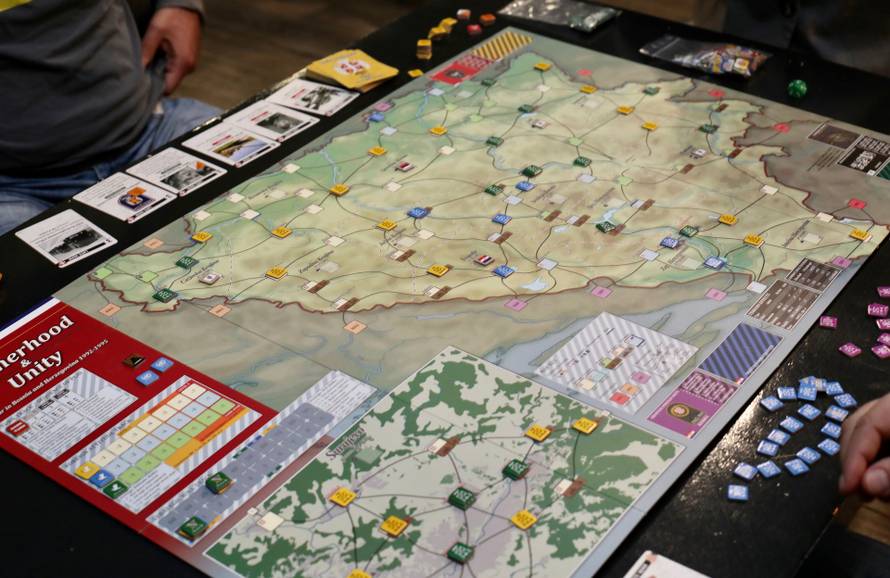 Društvena igra o ratu u BiH sad je hit u Americi: 'Znaš li ti koliko će ovdje pijanih svađa nastat?!'