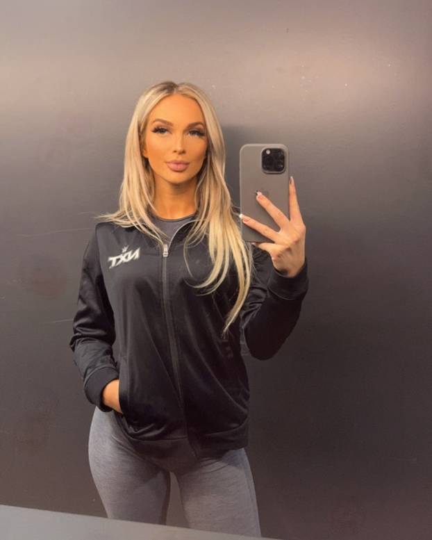 Bivši košarkaš Partizana zaveo je WWE kečericu Zeničanku