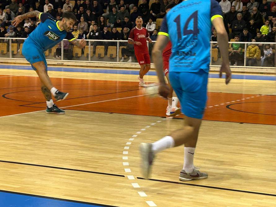 'B cool' ušao u finale! Igrat će protiv momčadi Caffe bar Mama