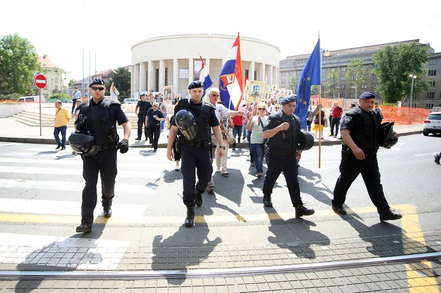 'Besmrtni partizanski odred': Skup prati interventna i Hitna