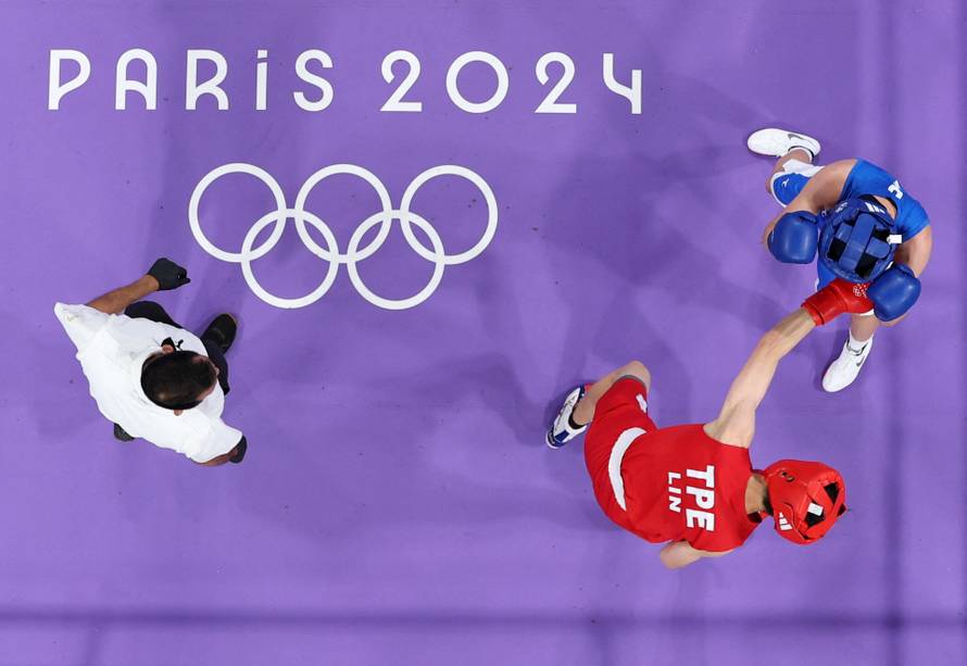 Boxing - Women's 57kg - Prelims - Round of 16