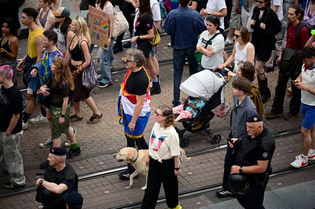 Zagreb: 25. Povorka ponosa LGBTIQ zajednice "Korak po korak, iskorak!"
