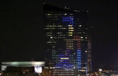 Neboder u Philadelphiji 'zaigrao' najveći Tetris na svijetu 