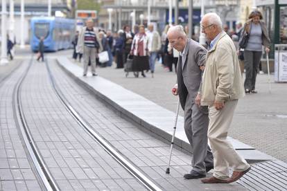 'Umanjimo im brige': Pokrenuli kampanju za pomoć starijima od 65 godina u energetskoj krizi